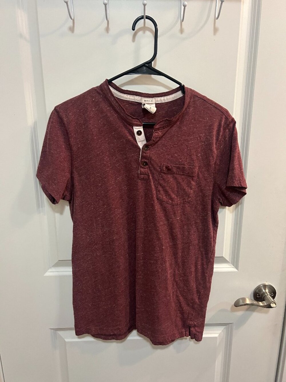 Abercrombie & Fitch Muscle Tee Small Burgundy Henley T Shirt Slim Fit Casual